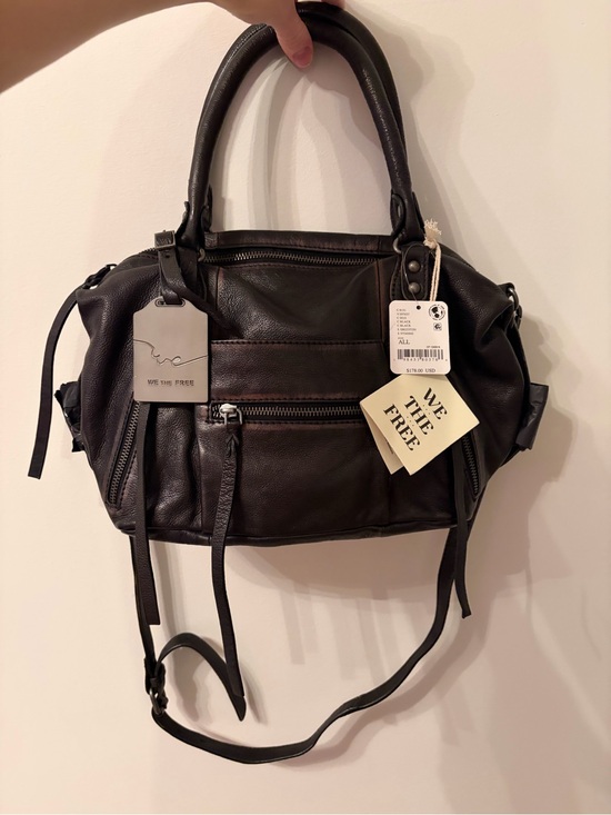 Free People Handbags - NWT Free People Baby Emerson Tote Black